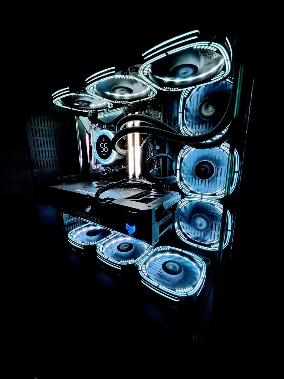 PC GAMER COMPLETO RTX 4060 Ti, Ryzen 5 5600x 