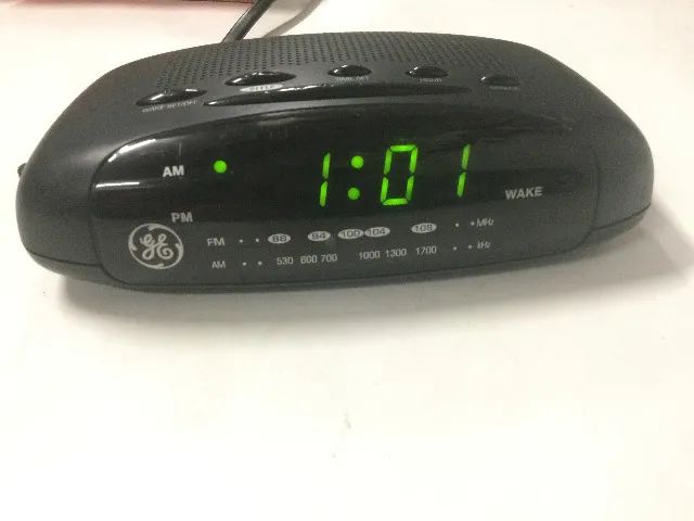 radio relogio am fm GE - Foto 4