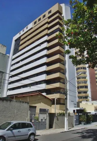 Oferta!! Apartamento 04 Suítes 245M² No Condomínio Monte SinaI - Petrópolis