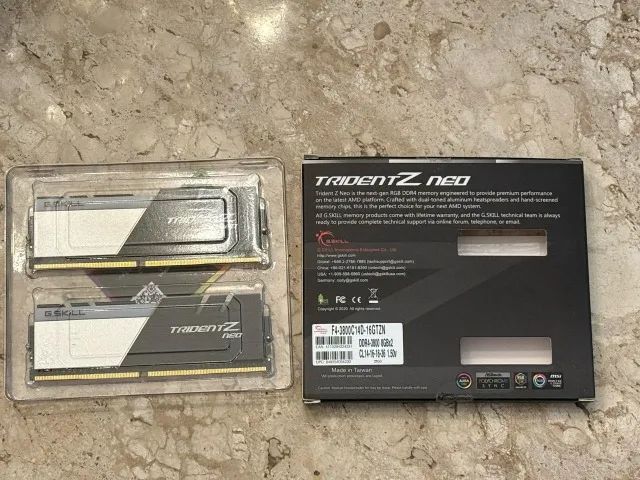 Memória Trident Z Neo 16GB (2x8GB) DDR4 3800 F4-3800C14D-16GTZN