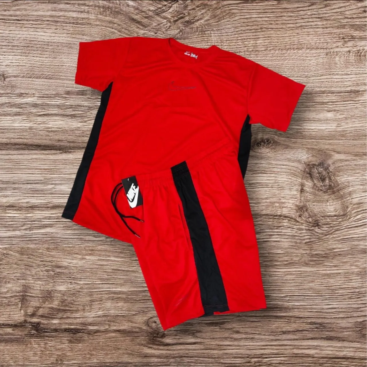Conjunto Nike - Camiseta e Shorts