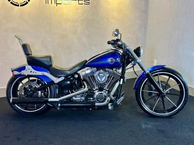Harley-Davidson Breakout Fxsb 2015 - 1449362429 | OLX