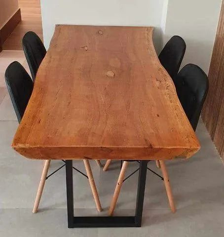 Mesa de Jantar Rústica de Madeira Maciça