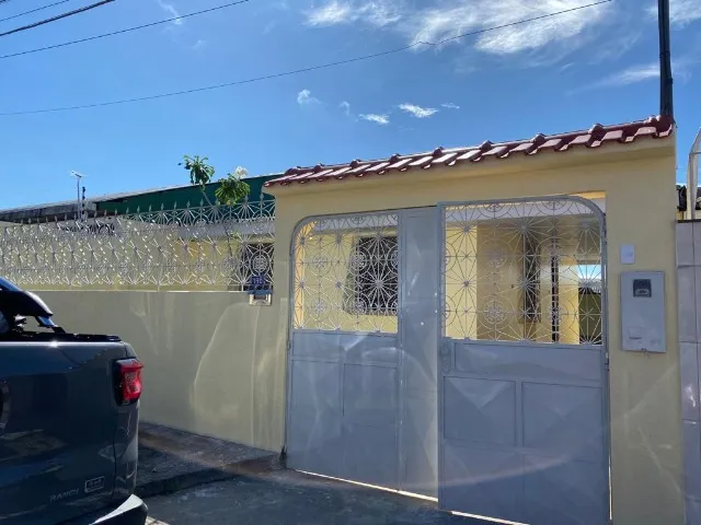 Casa à Venda no Conjunto Santos Dumont