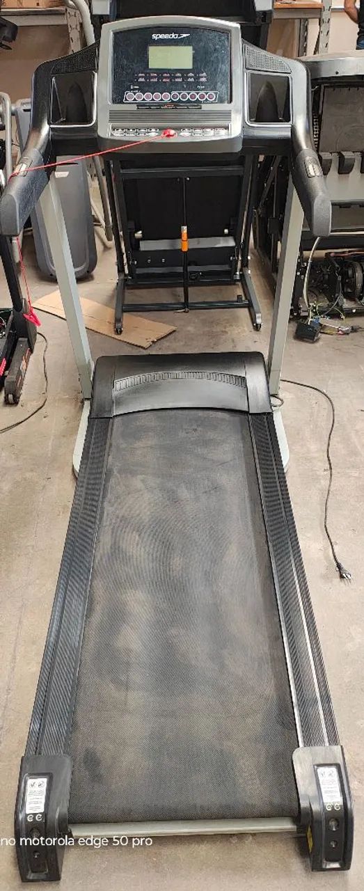 Esteira Speedo TR6 -Oportunidade Seminova Profissional  - Foto 2