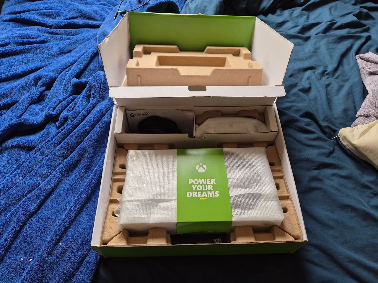 Xbox Series S - Console da nova geração pouco utilizado embalado como novo na caixa. - Foto 3