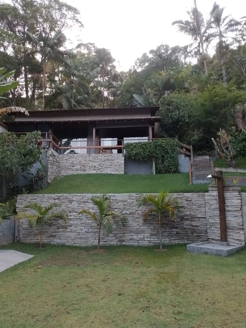 Casas para venda no Sana "Região Serrana" de Macaé/RJ, Casa de 1 quarto + 2 Lofts, Área Go - Foto 2
