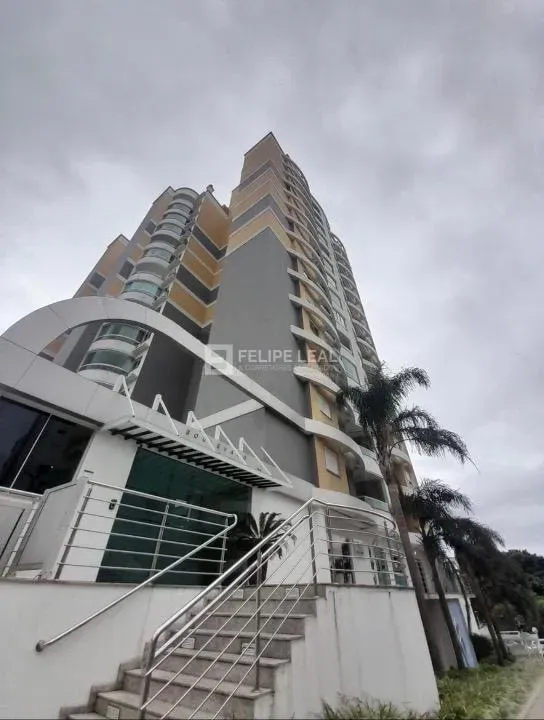 Apartamento de 02 dormitórios e 1 suíte em Barreiros - São José, SC
