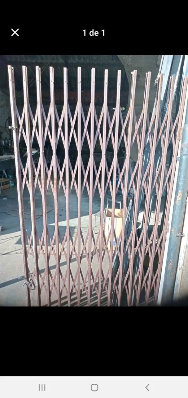 Porta sanfonada de ferro