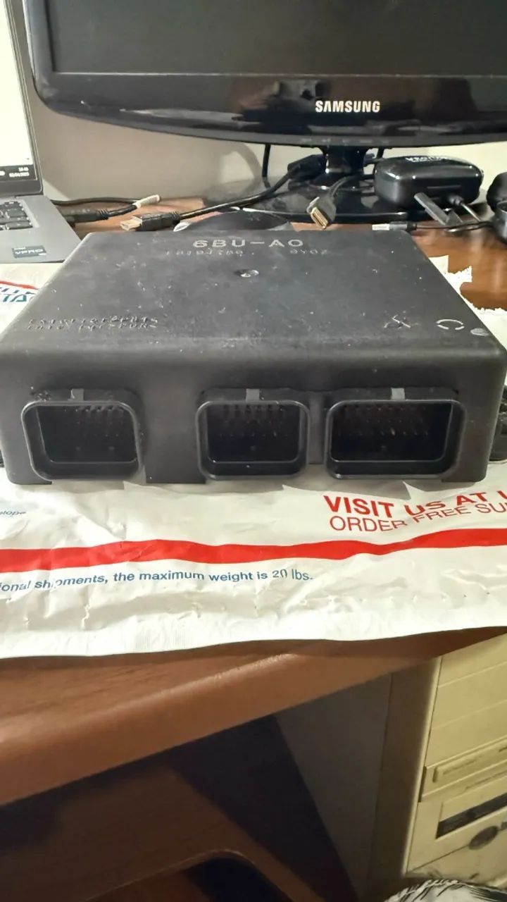 MÓDULO DE JETSKI ECU YAMAHA 2010 & 2011 VX 1100 WAVERUNNER 6BU-AO F8T94786 - Foto 3