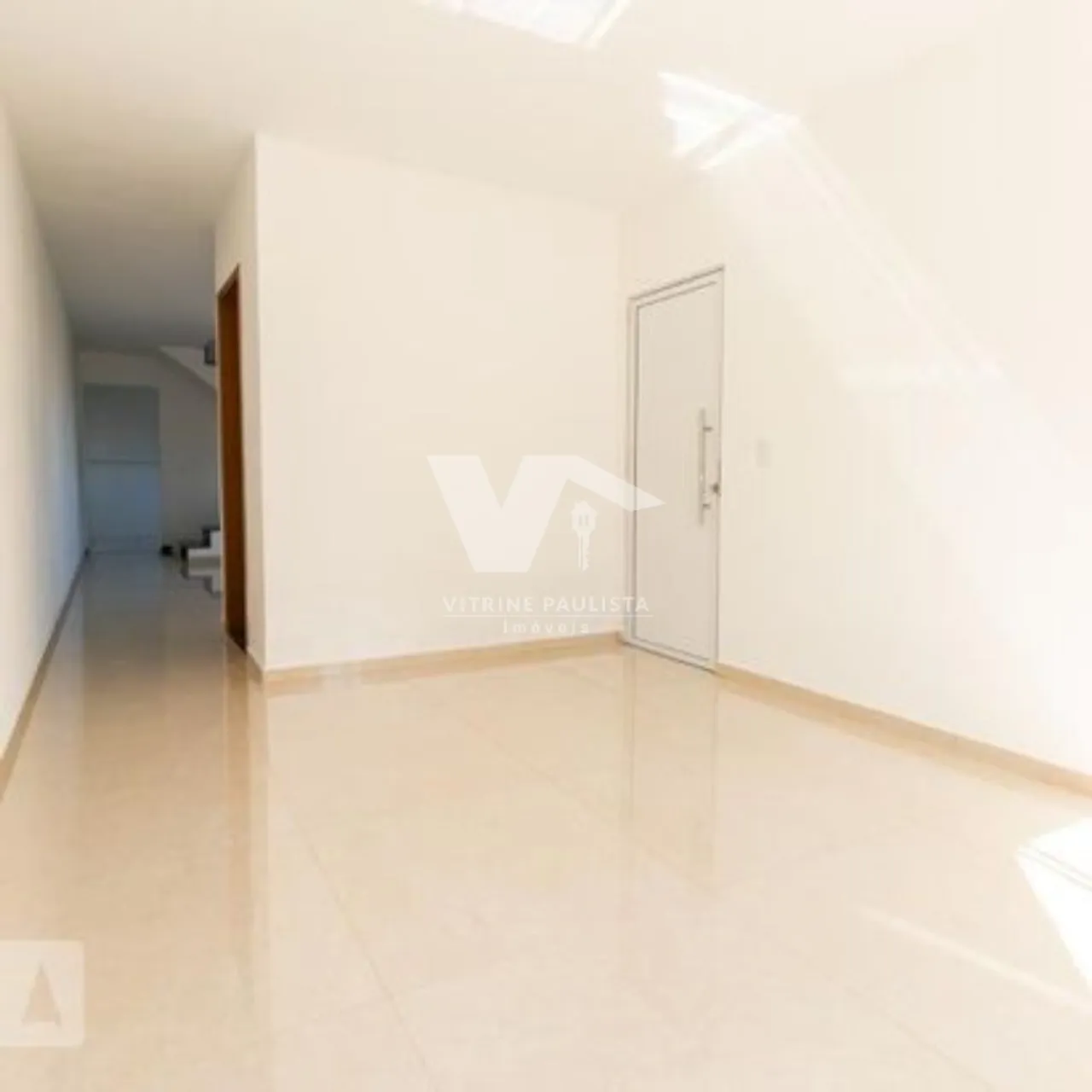 Sobrado à venda na Vila Matilde com 5 Dormitórios, 5 suítes, 2 salas, 6 banheiros, 6 vagas