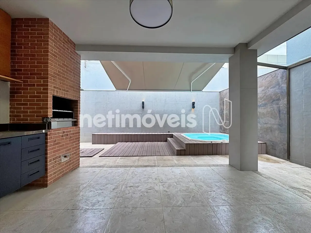 Locação Casa em condomínio Mata da Praia Vitória
