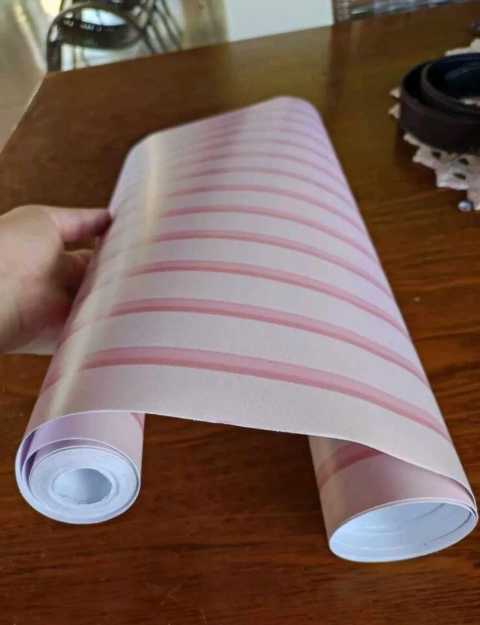Papel de parede ripado rosa 5metros x 45cm o rolo 