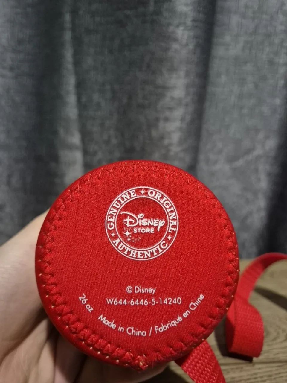 Garrafa térmica Mickey Original Disney Store (Importado) - Foto 4