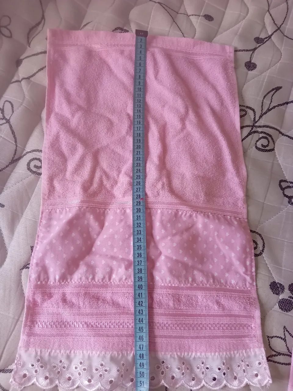 Toalhas de Mão Rosa com Detalhes Delicados - Foto 4