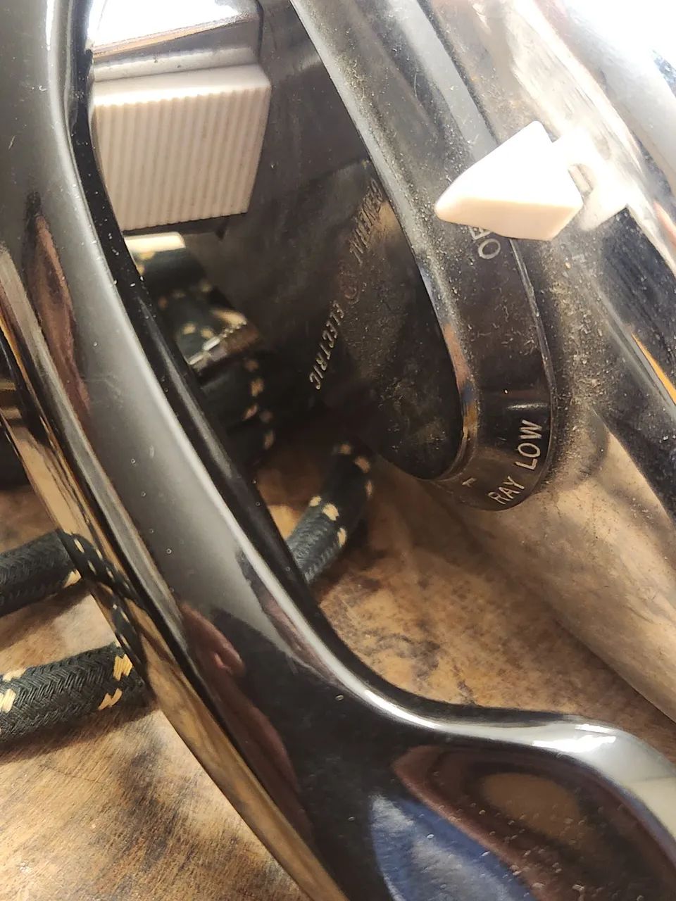 Ferro de passar roupa Vintage GE - Foto 6