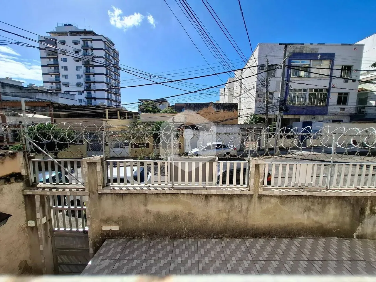 Rua Estevão Silva, 2Qtos sem cond e iptu! Transversal a D.H.Camara, pólo de alimentação da