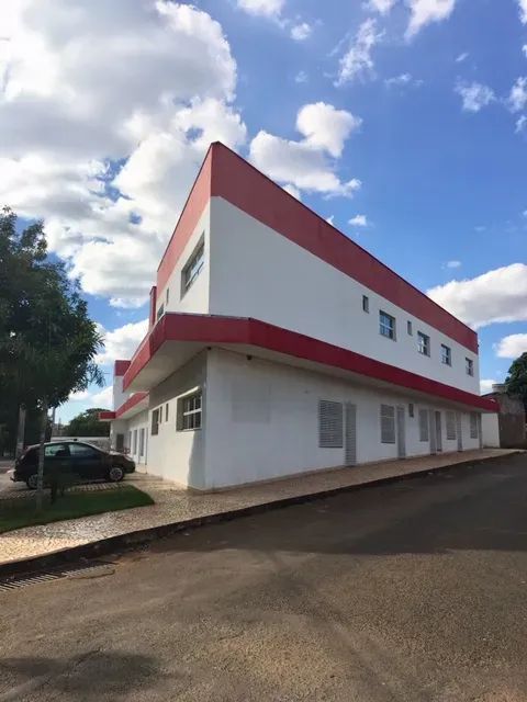 Sala Comercial, aprox. 35m² no Bairro Tibery em Uberlândia - MG.