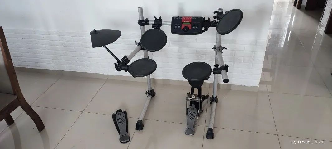 Bateria Eletrônica - Yamaha DTX Explorer