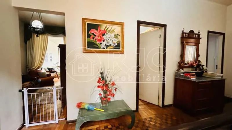 Casa de 252 metros quadrados no bairro Tijuca com 5 quartos - Foto 15