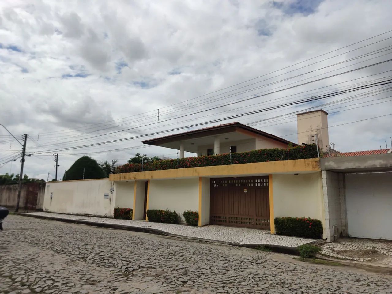 LUCIANO CAVALCANTE - CASA NÃO RESIDENCIAL - RUA RICARDO CASTRO MACEDO Nº 150, Aprox. 910m²