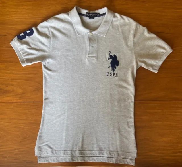 Camiseta Polo Cinza US. POLO ASSN. 