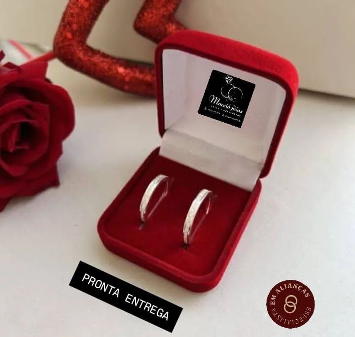ALIANÇAS NOIVADO E CASAMENTO BANHADAS A OURO 18KILATES  - Foto 2