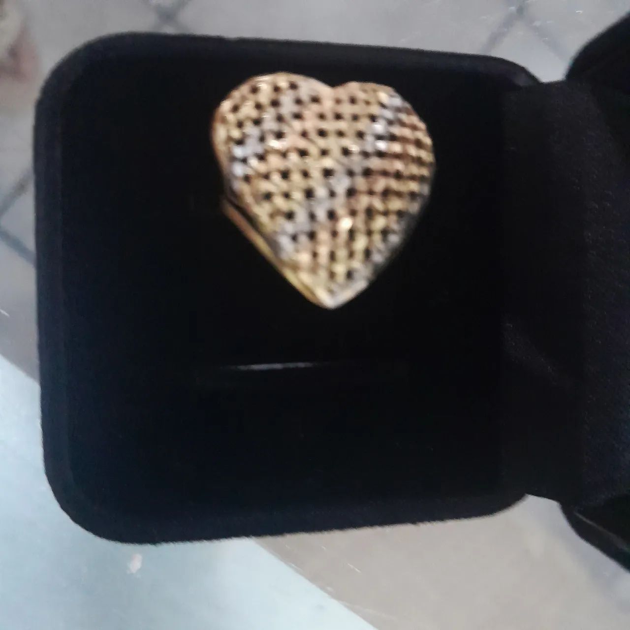 Anel de coração em ouro 18k