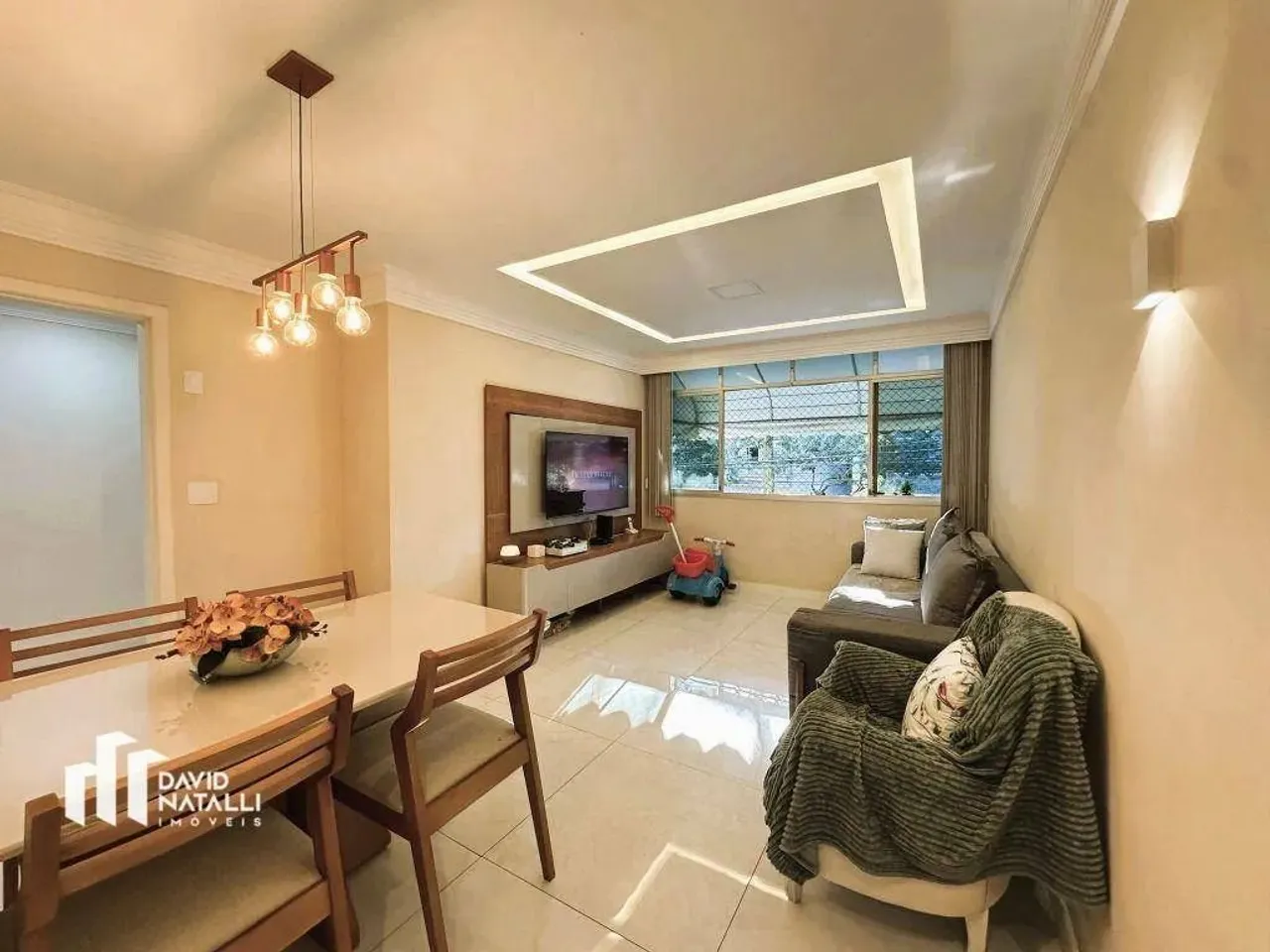 Apartamento a 200m da Praia de Camburi  3 Quartos em Jardim da Penha.