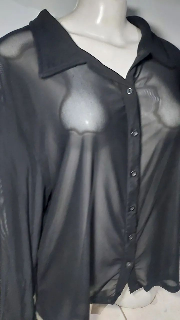 Camisa de tule preta transparente GG - Foto 3
