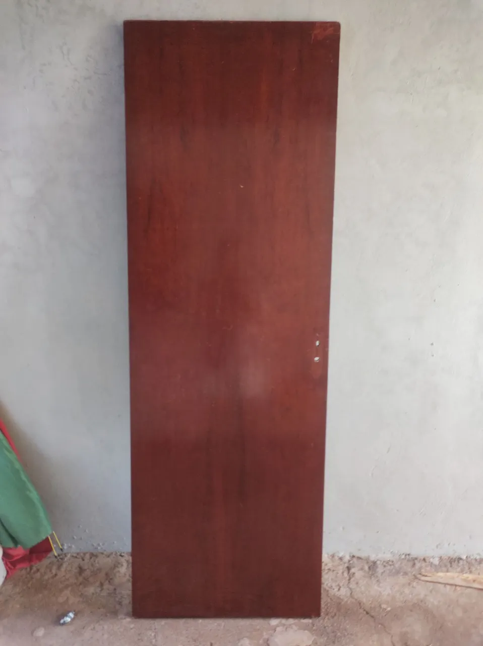 Porta de madeira maciça 1,80x0,70