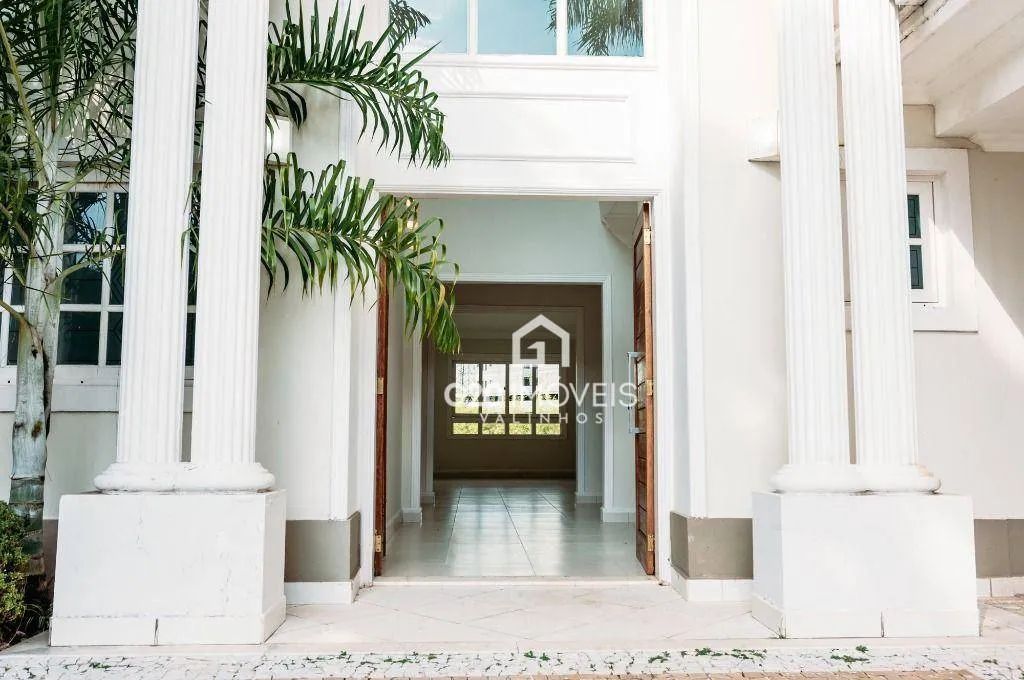 Casa com 3 dormitórios à venda, 400 m² por R$ 1.900.000,00 - Condomínio Villa Toscana - Va - Foto 2