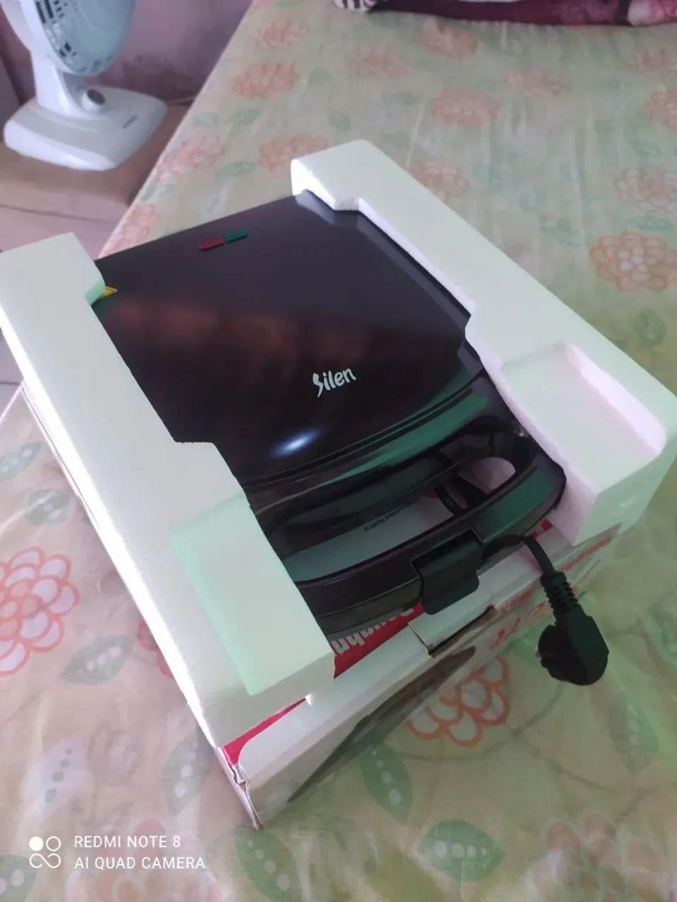 Máquina de Donuts Silen 1400W - Faça Donuts Deliciosos em Casa! - Foto 4