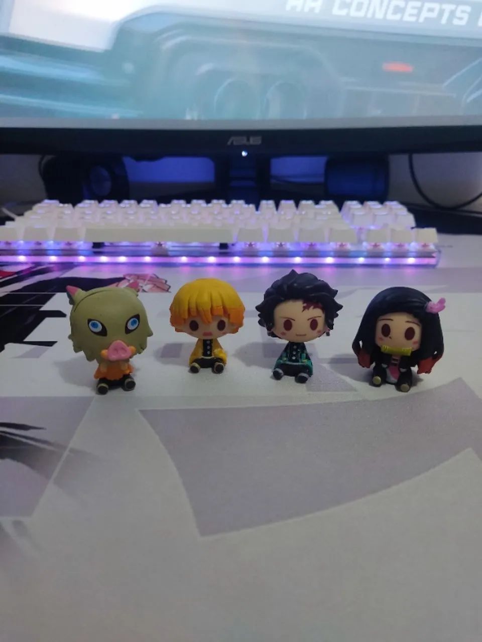 Mini Action Figure Tanjiro Zenitsu Inusuke Nezuko
