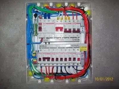 quadro , elétrica em geral, portão eletrônico, câmera interfones cerca elétrica 