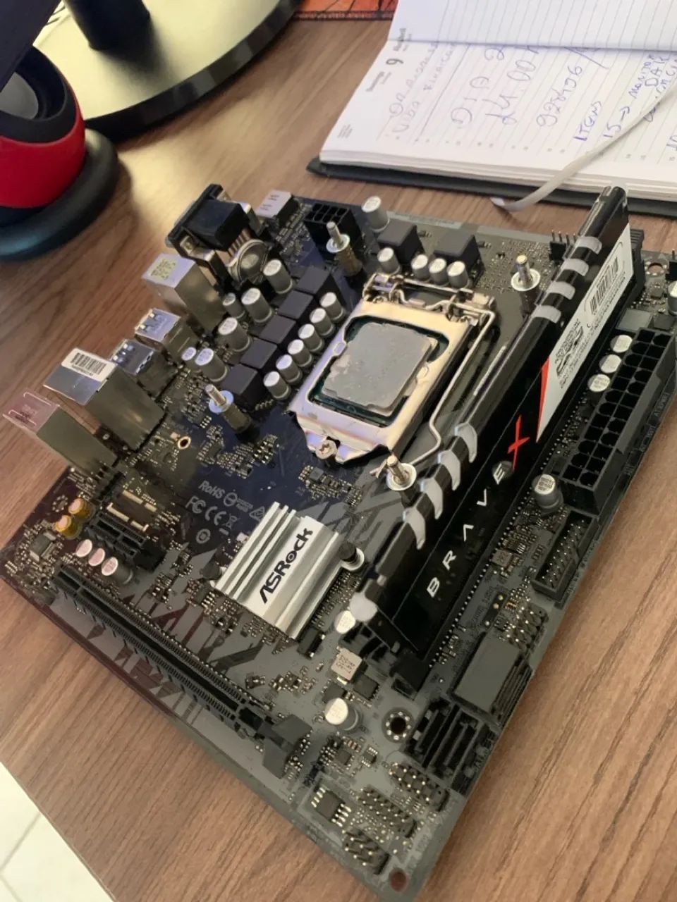 Kit upgrade, placa h510-hvs Intel core i5 10400f memória ram braveX 16gb 3000m com T gb