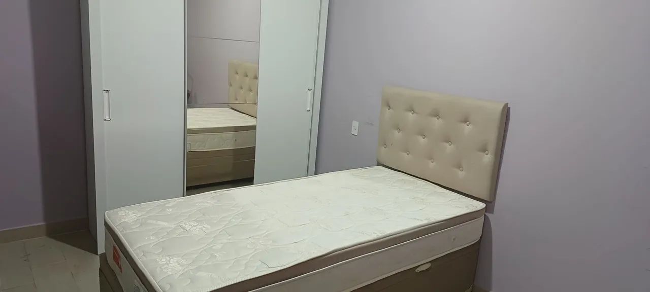 Guarda-Roupa Solteiro + Cama Box Solteiro com Cabeceira Capitonê