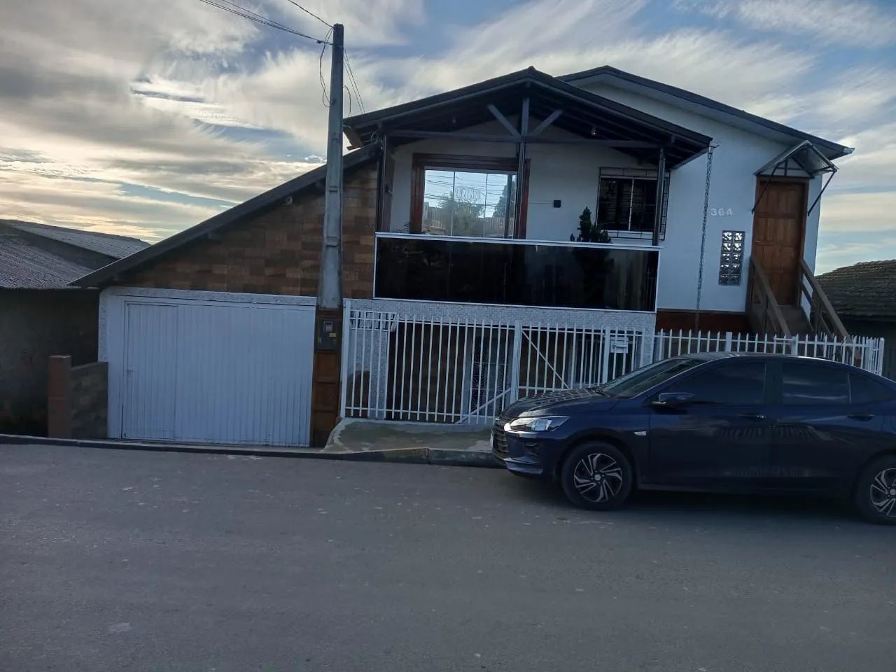 Vendo casa ? de 2 andares sendo duas moradia 