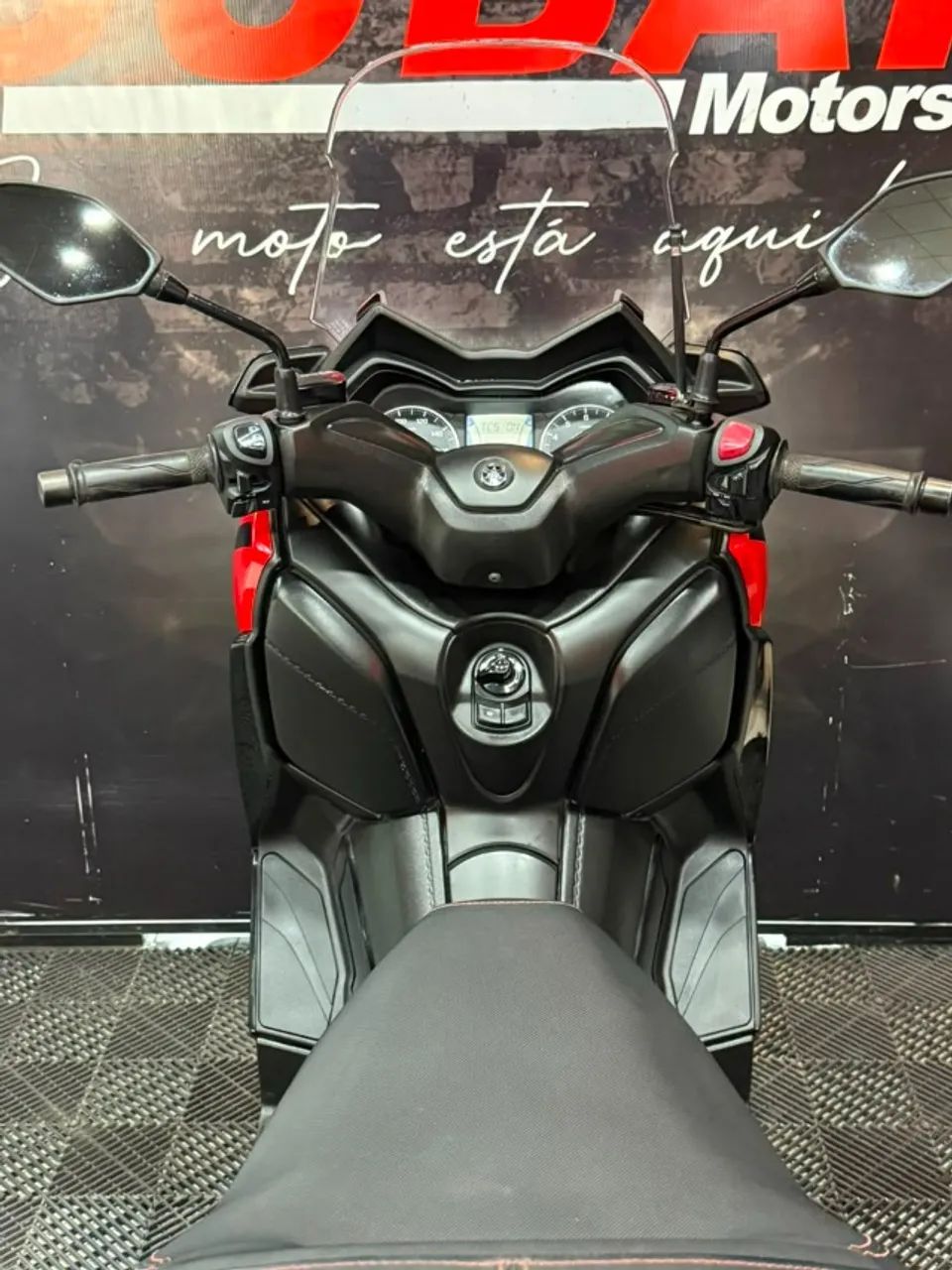 YAMAHA XMAX  - Foto 4