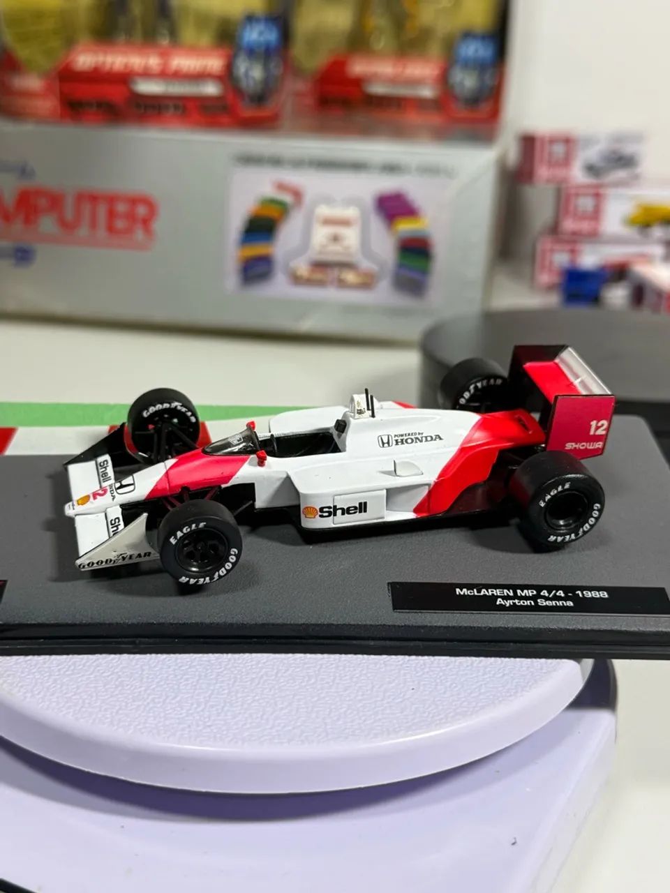 Ayrton Senna MP4/4 1988 planeta DeAgostini  - Foto 2