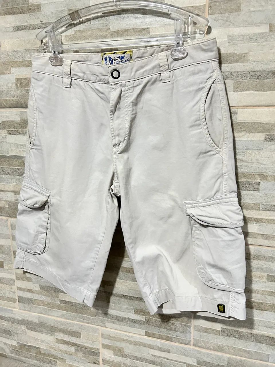 Bermuda cargo bege Crawford 44 - Foto 3