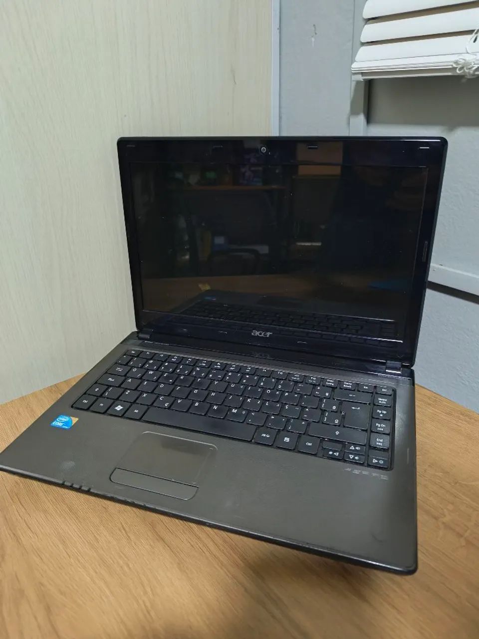 Notebook acer entrego