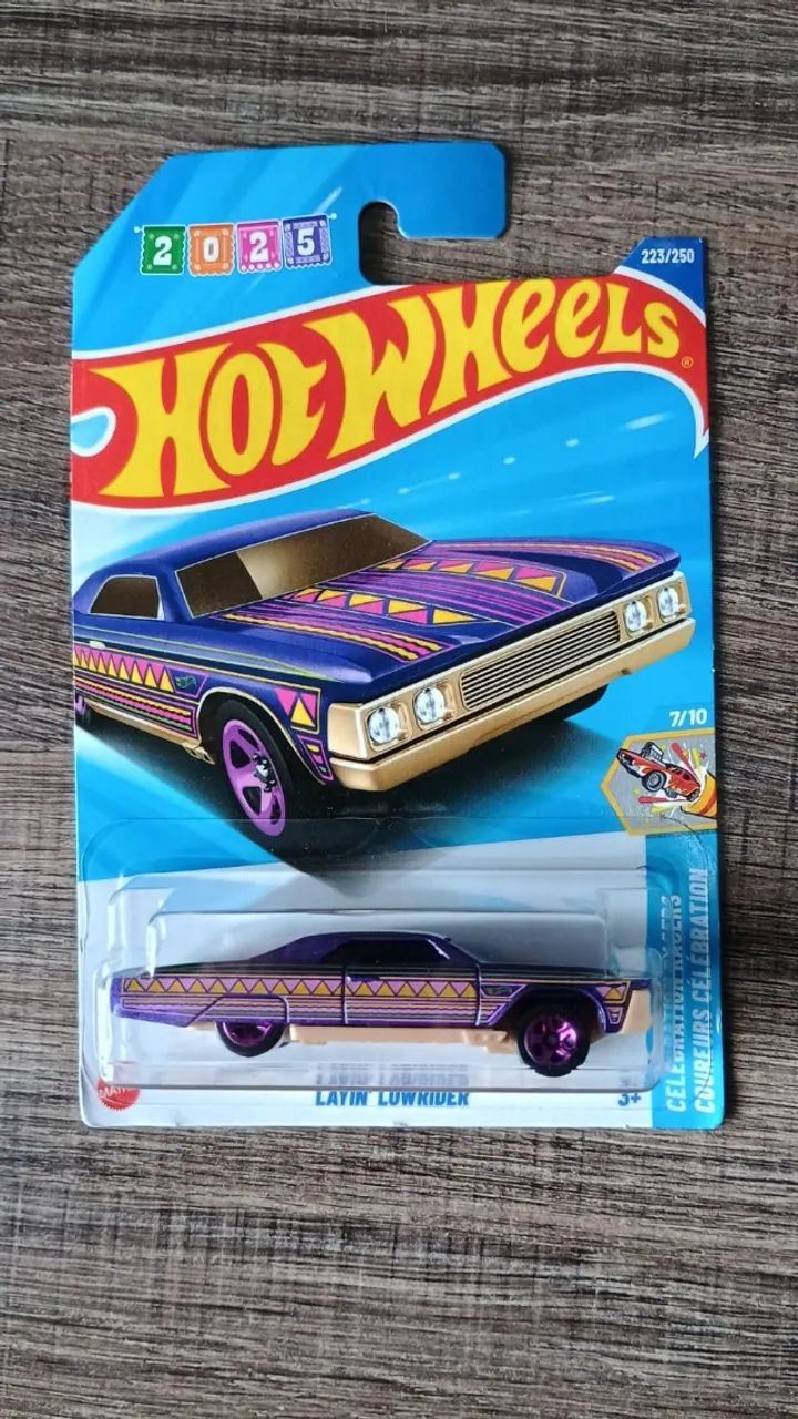 03 Hotwheels colecionáveis - Foto 4