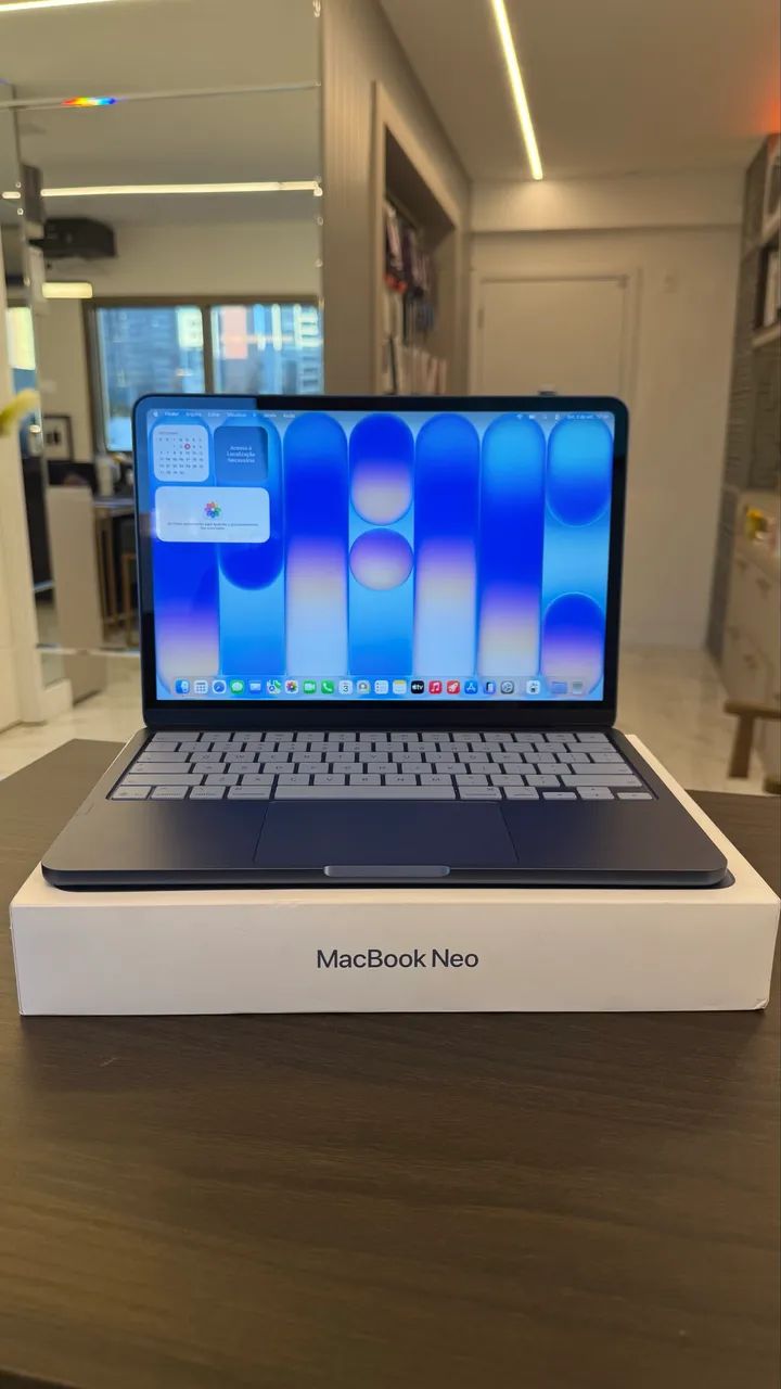 MACBOOK NEO 256SSD 8GB 13 POLEGADAS AZUL SEMINOVO/ LOJA FÍSICA 