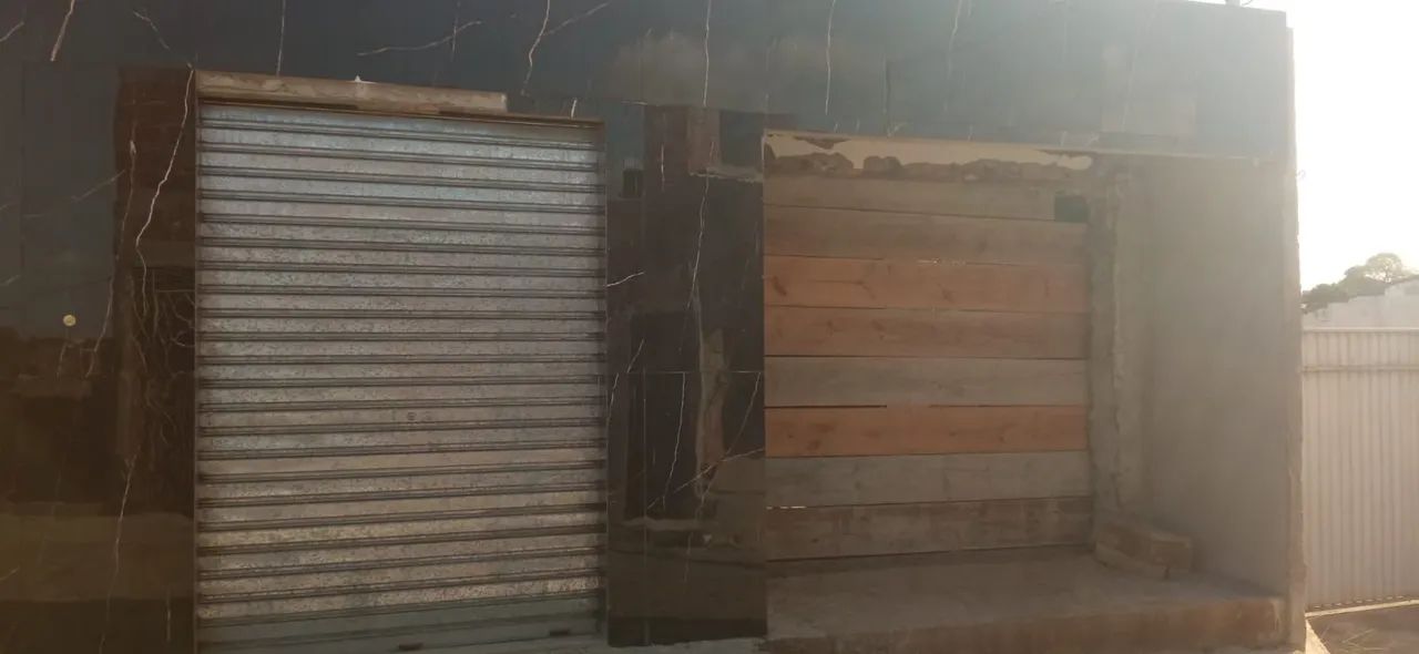 Vende-se casa e prédio com terreno  - Foto 3