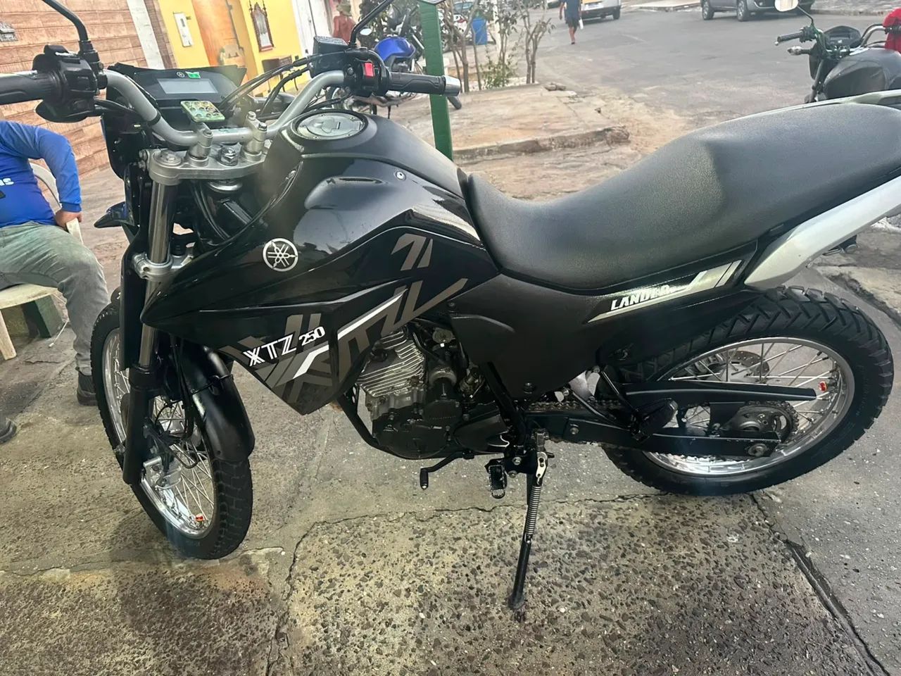 Moto Xtz lander 250  - Foto 4