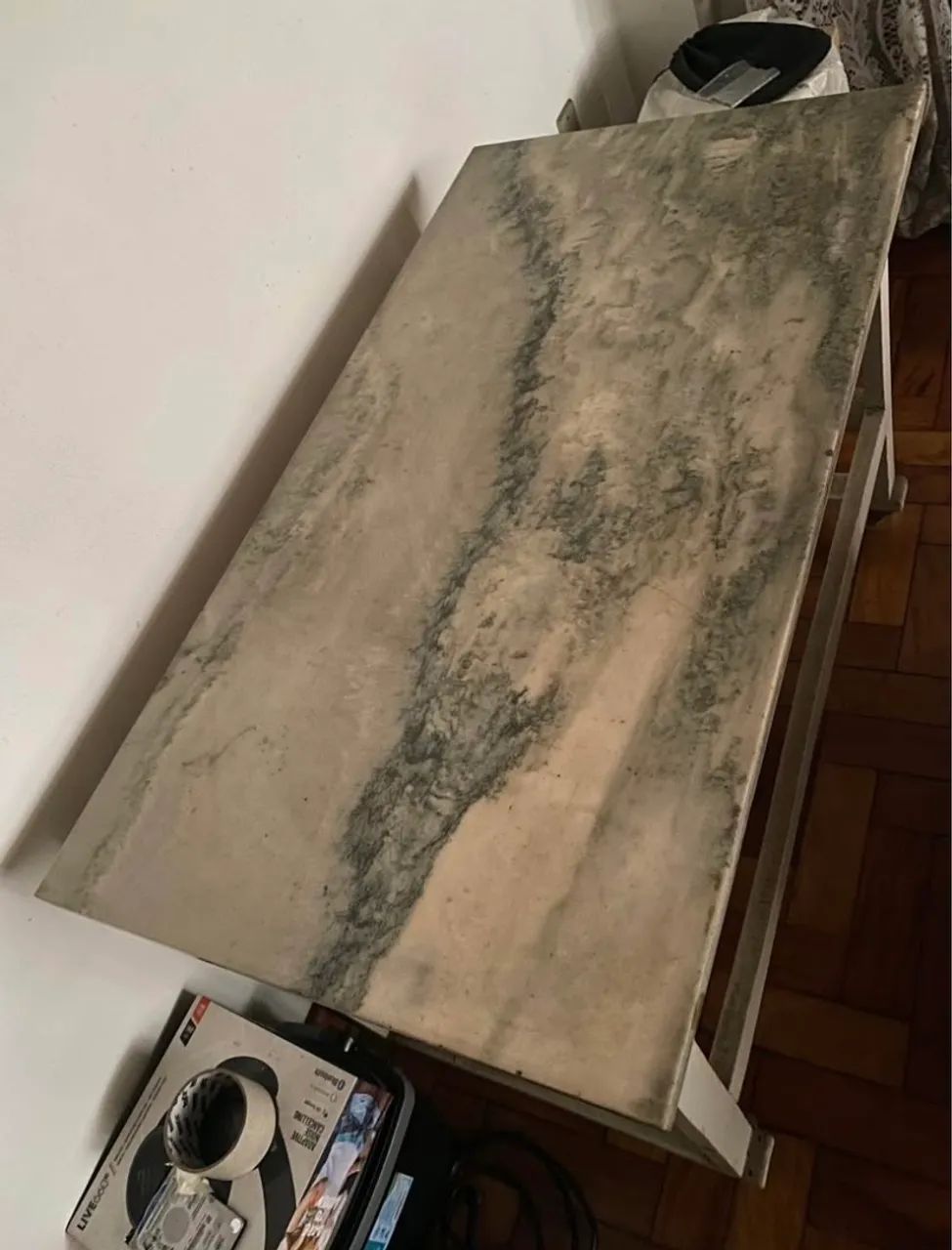 MESA (PEDRA DE MÁRMORE)