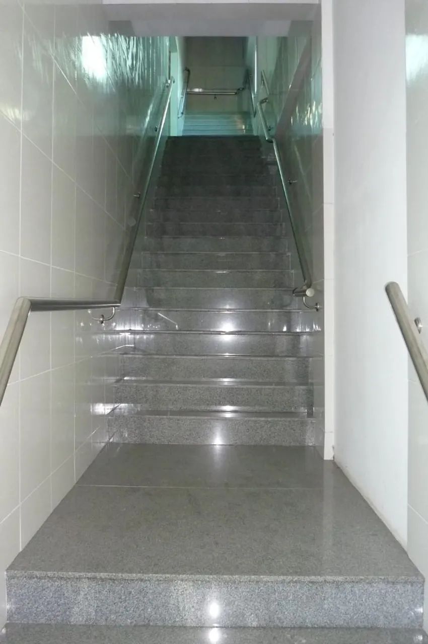 SALA COMERCIAL PARA LOCAÇÃO 360M2 - PROX AV DAS TORRSS - Foto 2
