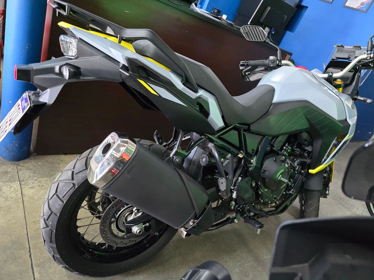 Suzuki Vstrom 800DE  - Foto 2