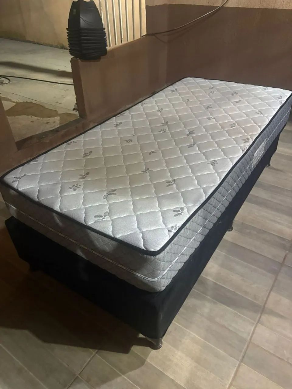 CAMA BOX + COLCHÃO SOLTEIRÃO 